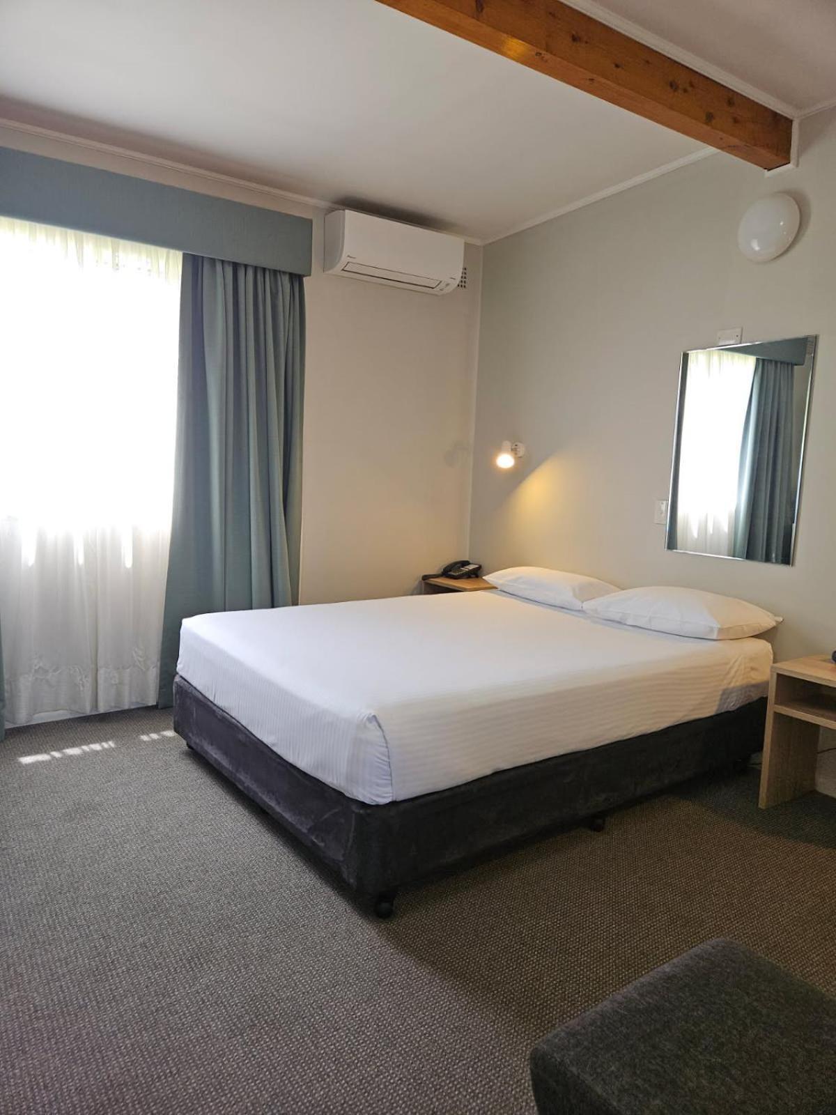 Cudgegong Valley Motel Маджи Екстериор снимка